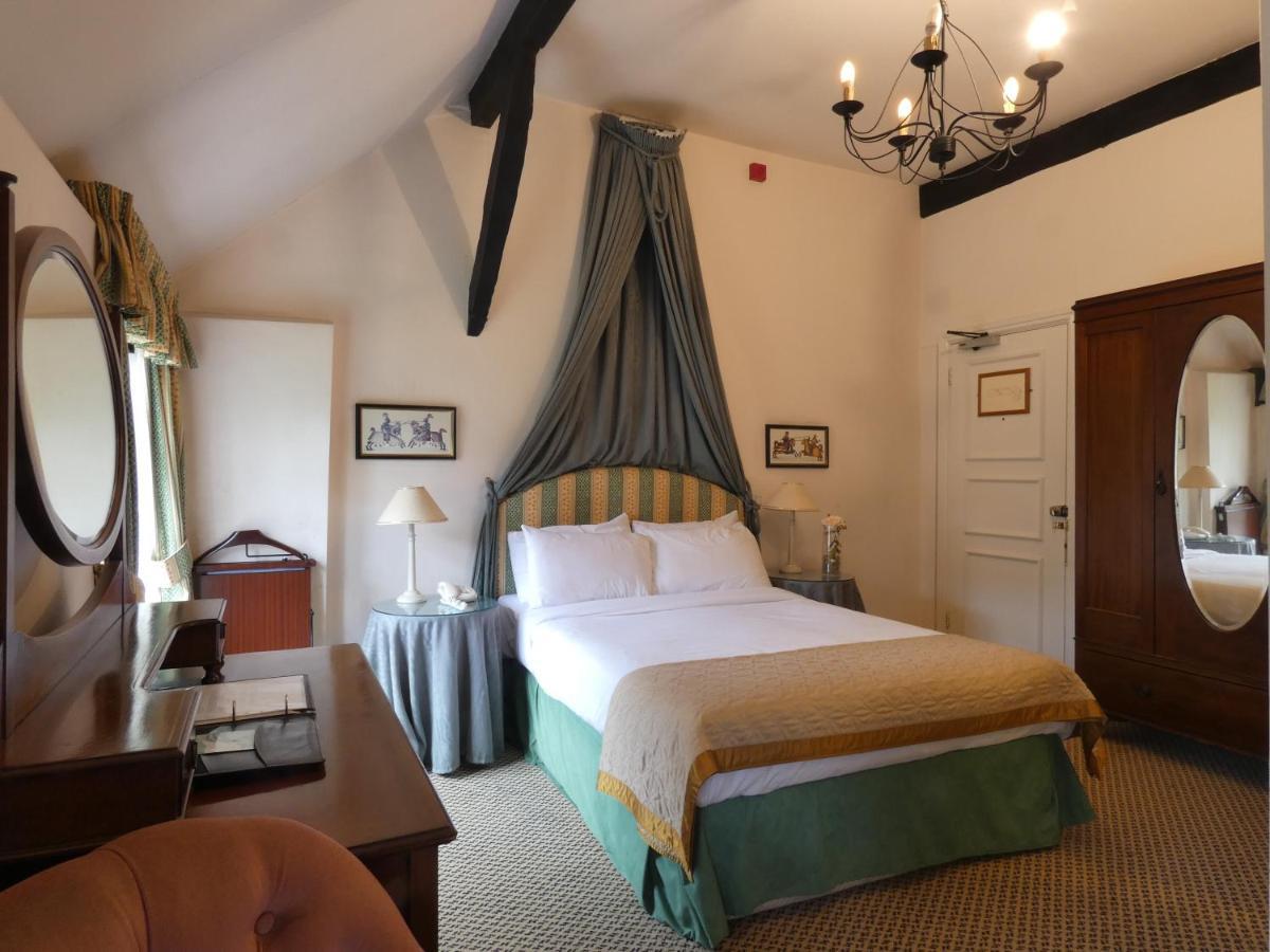 Brook Marston Farm Hotel Sutton Coldfield Exterior foto